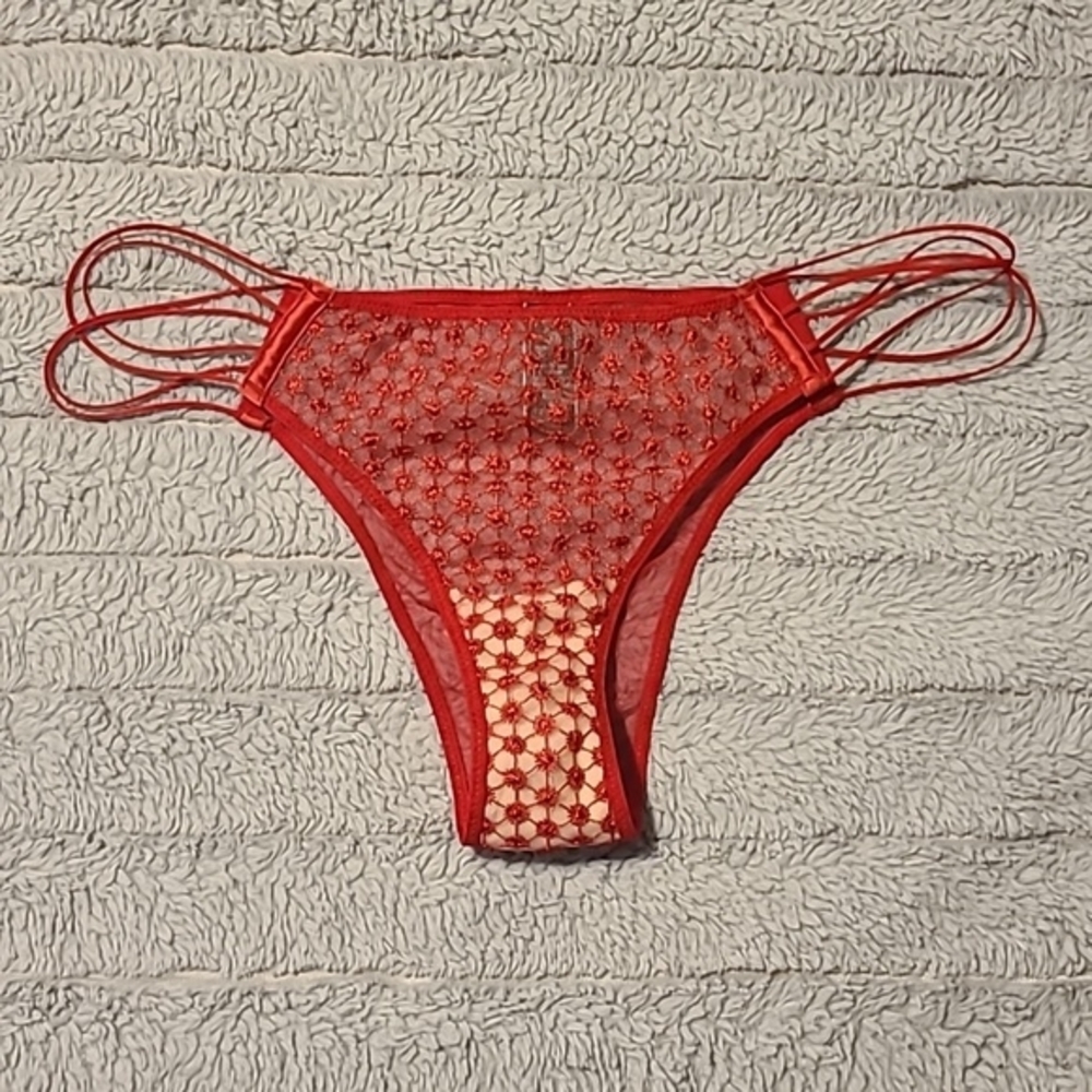 Bundle Of Nwt VS, La Senza